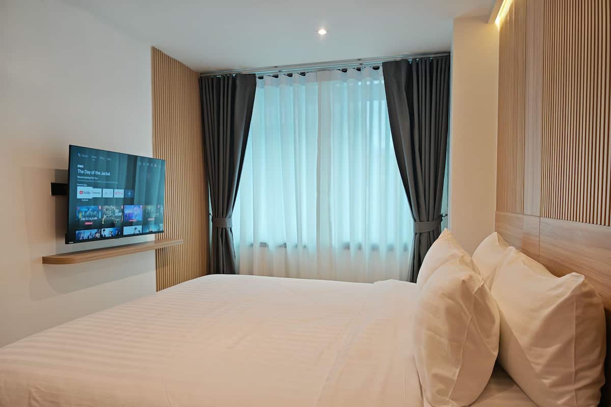 Standard Double Room, Non Smoking, City View | WiFi (free)