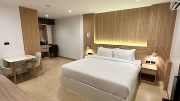 Superior Double Room, No Window, No Smoking | Free WiFi
