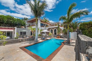 Pool - Vacation Home 'Bianca Cactus' with Sea View, Private Terrace and Wi-Fi (Las Breñas)