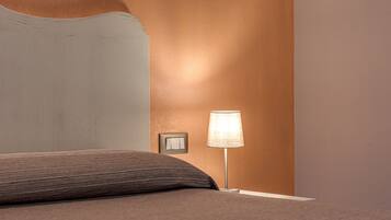 1 camera, Wi-Fi, lenzuola