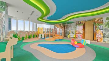 Tempat bermain anak – indoor