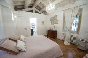 1 quarto, ferros/tábuas de passar roupa, Wi-Fi de cortesia