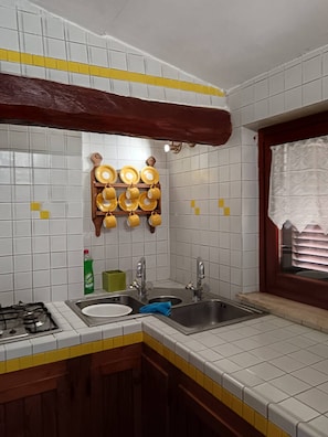 House, 4 Bedrooms, Private Pool, Garden View | Interior