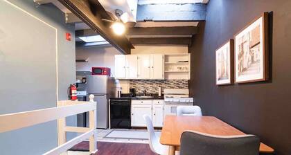 1918 Duplex with Character City Center