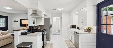 Microwave, oven, stovetop, dishwasher
