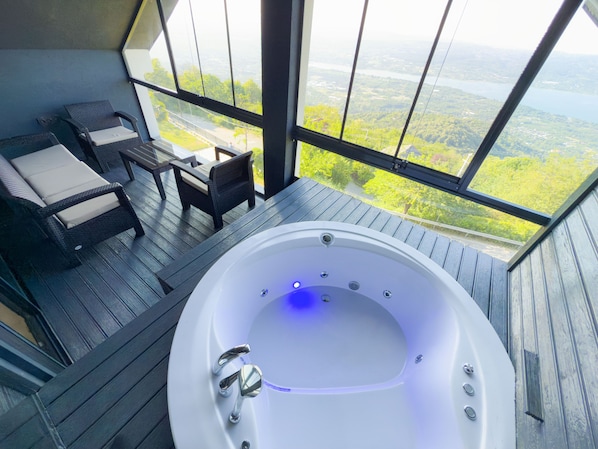 Luxury Villa, Lake View | Jetted tub - adesa viev villas (Sapanca)