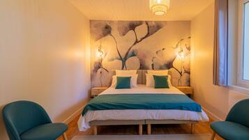 8 quartos, Wi-Fi de cortesia, roupa de cama