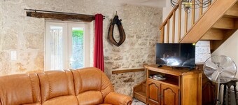 La Grange: Comfortable Cottage in Briou, 5 Bedrooms