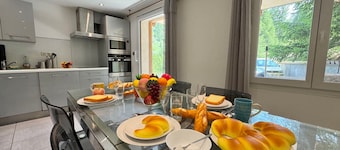 Chalet in Vars - 6 people, 3 bedrooms with jacuzzi **