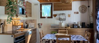 Charming mountain chalet in Barcelonnette, 4 people, terrace and garden