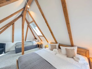 2 Schlafzimmer, Reisekinderbett, kostenloses WLAN, Bettwäsche