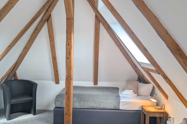 2 Schlafzimmer, Reisekinderbett, kostenloses WLAN, Bettwäsche