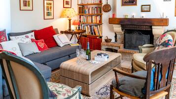 Fireplace, stereo