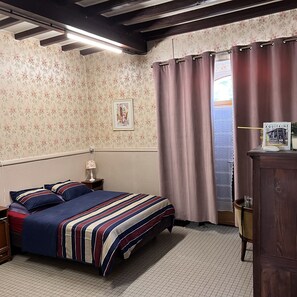 熨斗/熨衣板、WiFi、床单