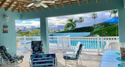 Scenic Southampton Stay w/ Pool + Views near Lighthouse