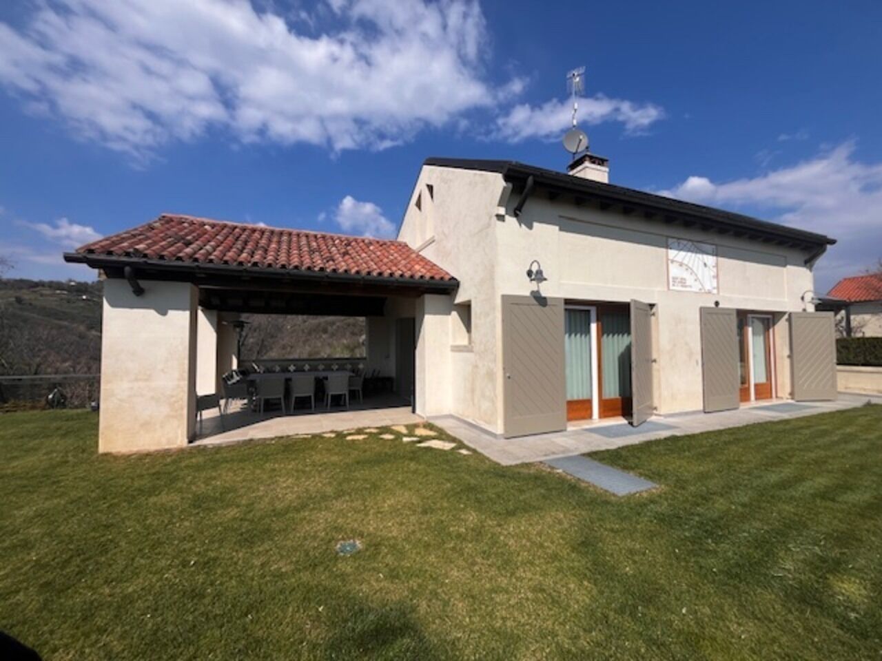 Huvila | Terassi/patio