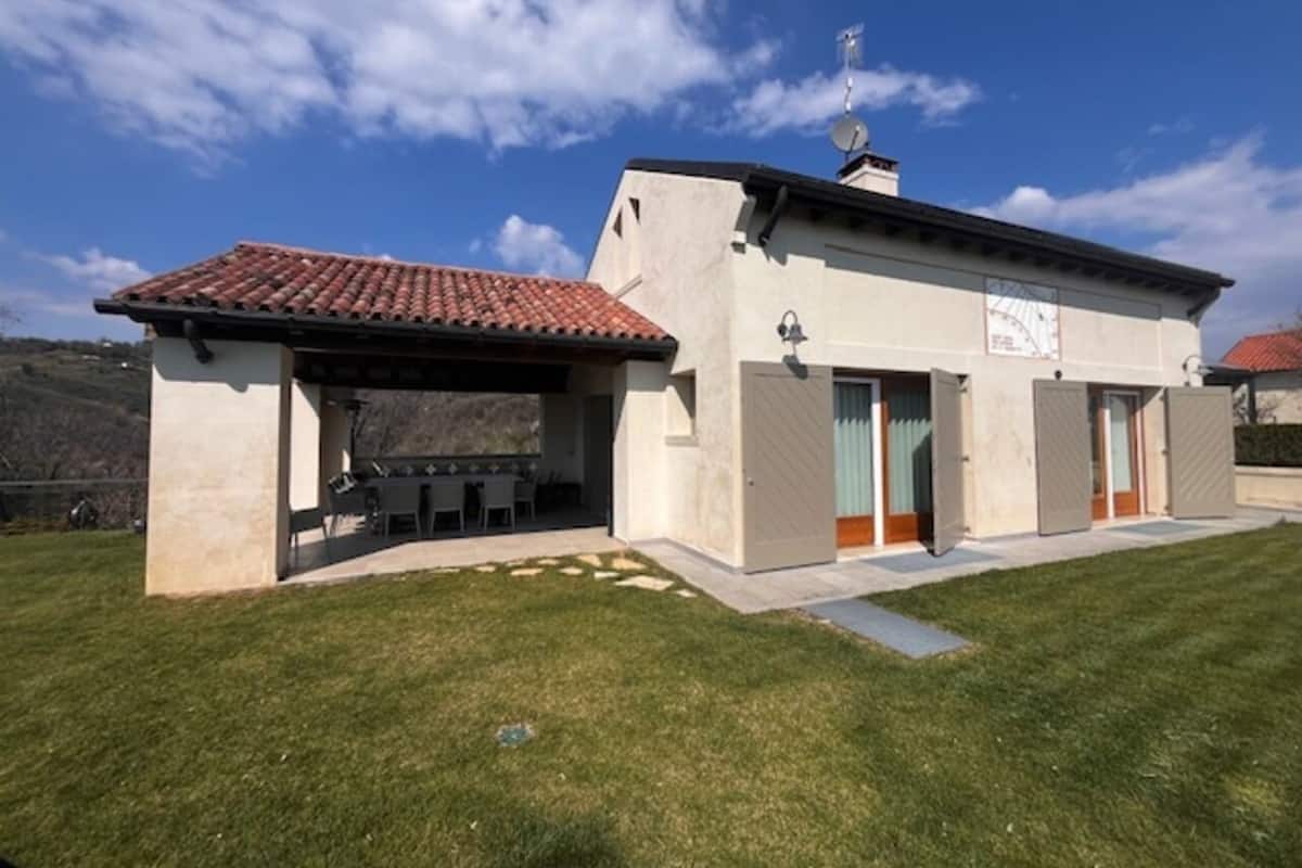 Villa | Terrace/patio