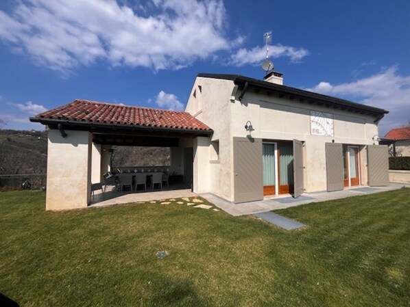 Villa | Terrace/patio