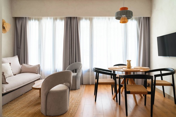 Studio with Sofa Bed | Individually decorated, individually furnished, desk, laptop workspace