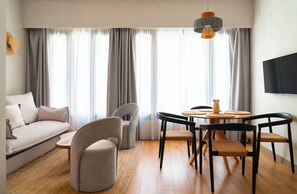 Décoration personnalisée, ameublement personnalisé, bureau