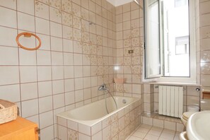 Bidet