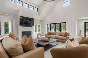 TV connectée, cheminée