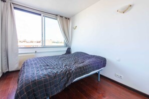 Fer et planche à repasser, Wi-Fi, draps fournis