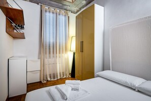 2 Schlafzimmer, Bügeleisen/Bügelbrett, Reisekinderbett, kostenloses WLAN