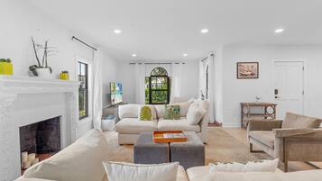 Smart TV, fireplace, offices