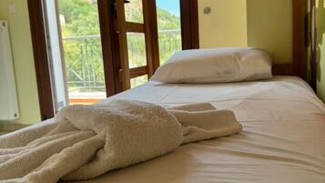 บ้านพัก, สูบบุหรี่ได้ | 4 ห้องนอน