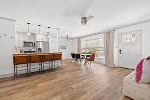 House | 2 bedrooms, Internet