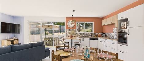 تناول الطعام