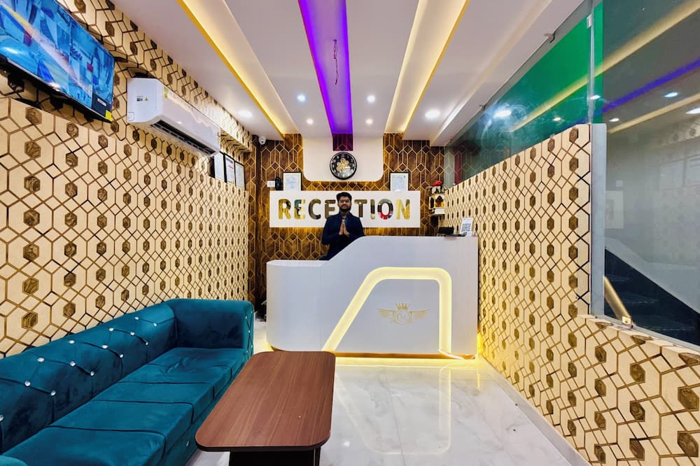 Hotel Golden Crystal