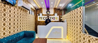 Hotel Golden Crystal