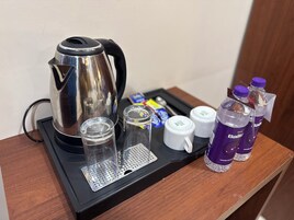 Soundproofing, free WiFi