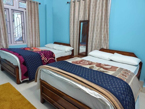 Doppia Basic, 1 letto matrimoniale, balcone | Wi-Fi gratuito