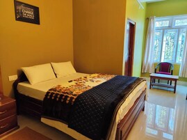 Basic Double Room, 1 Double Bed, Balcony | Free WiFi