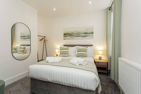 Iron/ironing board, travel cot, free WiFi, bed sheets
