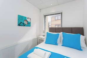 2 bedrooms, iron/ironing board, free WiFi, bed sheets