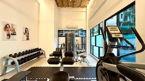 Fitness facility - Emerald 307 - Studio with Balcony and shared Pool (Tambon Patong)