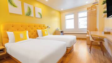 Executive Twin Room | In-room safe, desk, laptop workspace, iron/ironing board