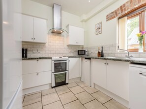 Frigorífic, microones, forn i rentaplats 