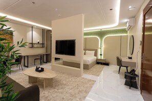 Romantic Suite | Premium bedding, memory-foam beds, in-room safe, blackout curtains