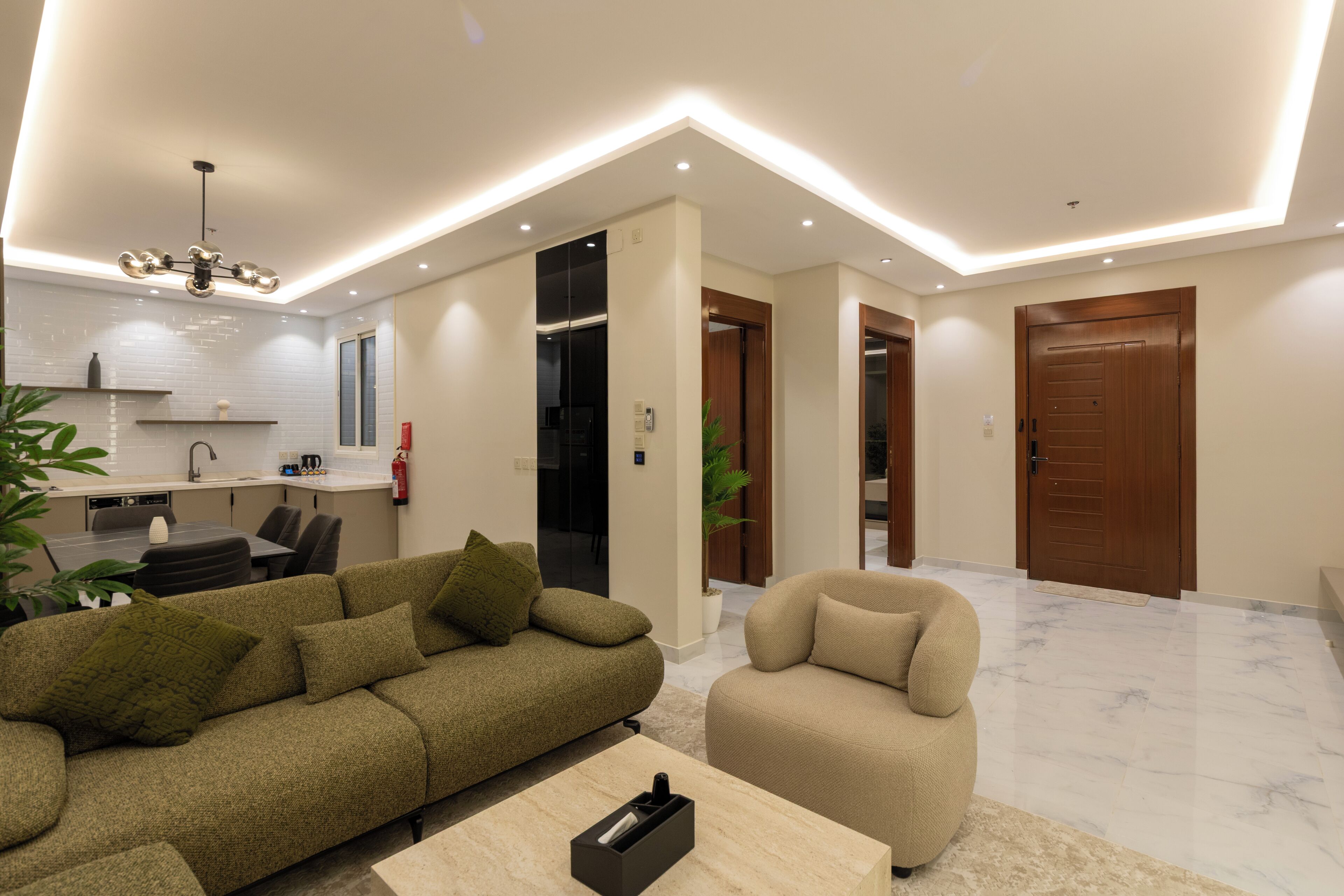 客室内のダイニングエリア