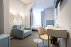 Habitación superior con 2 camas individuales | Wifi gratis y ropa de cama