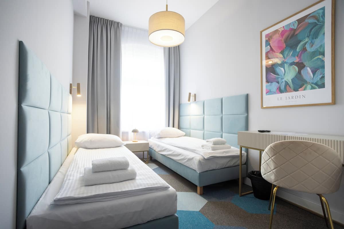 Free WiFi, bed sheets