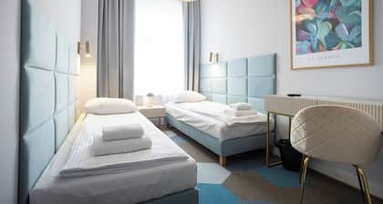 Moon ApartHotel