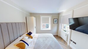 Ferros/tábuas de passar roupa, Wi-Fi de cortesia, roupa de cama