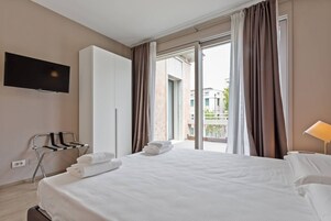 Apartment, 2 Bedrooms, Balcony | Iron/ironing board, free WiFi, bed sheets