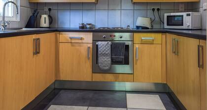 1 bedroom accommodation in Tetsworth, near Oxford